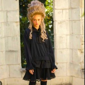 Selfie. Victorian sweater